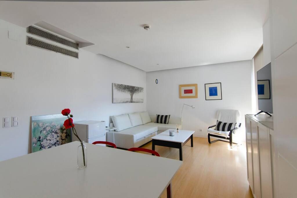 Апартаменты Beautiful Flat A Stone'S Throw From The Retiro-Vill Мадрид Экстерьер фото